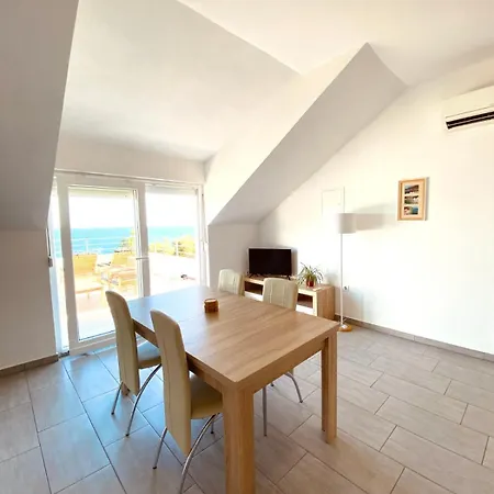 Toro Sveta Nedelja (Hvar)