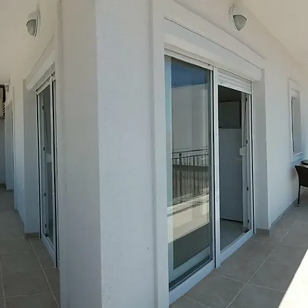 Toro * Sveta Nedelja (Hvar)