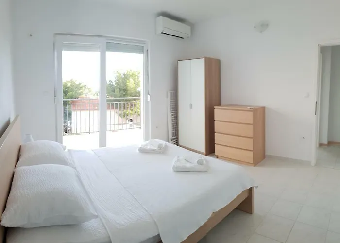 Toro Apartment Sveta Nedelja (Hvar)