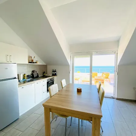 Toro Apartment